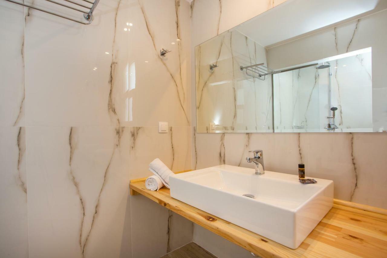 Avi Suites 2 팔리라키 외부 사진